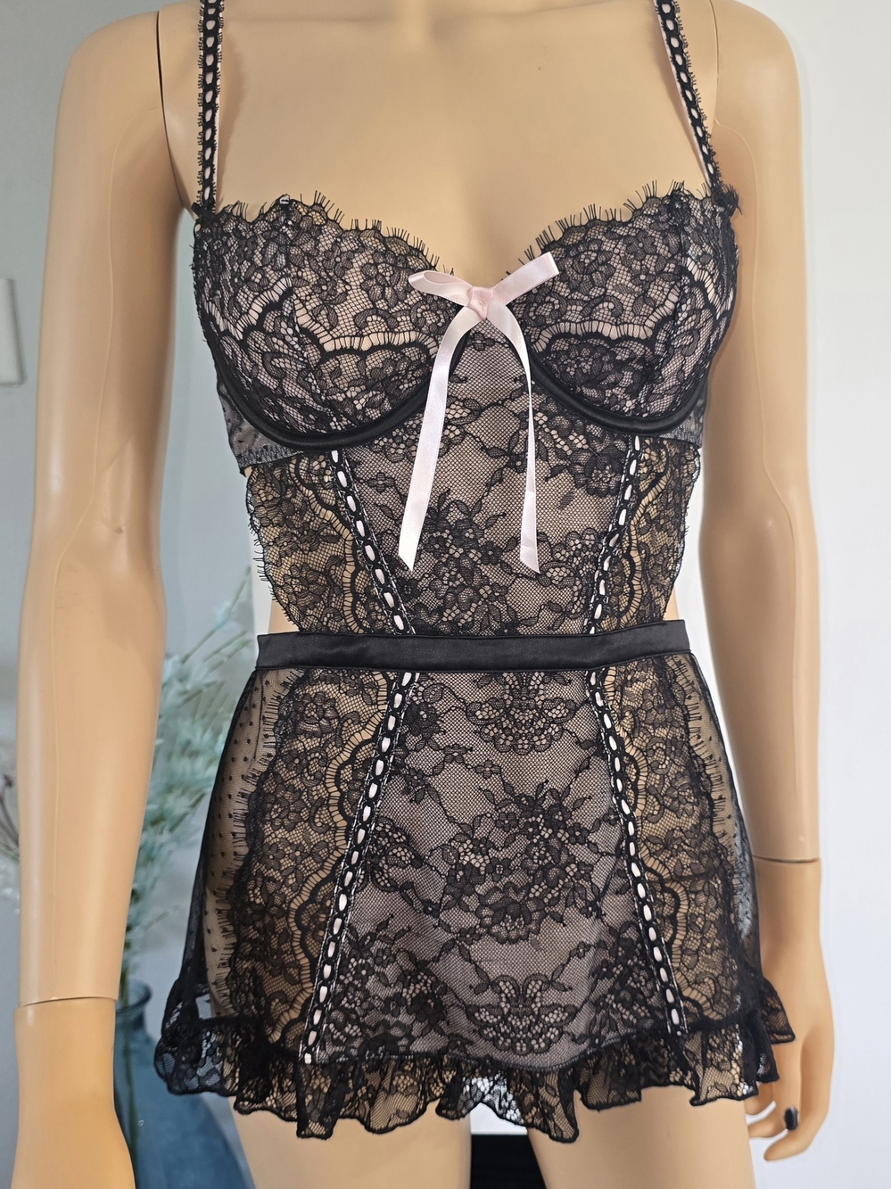 Victoria's Secret Black Lace Chemise with Pink Bow Accent